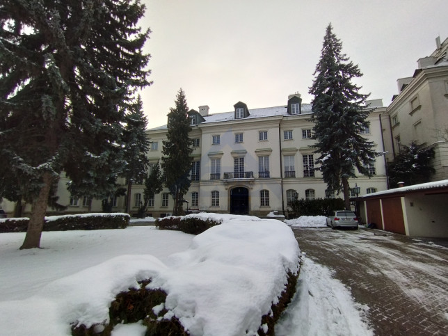 Biuro Wynajem Warszawa Śródmieście Miodowa 4