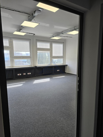 Lokal Wynajem Warszawa Włochy 4